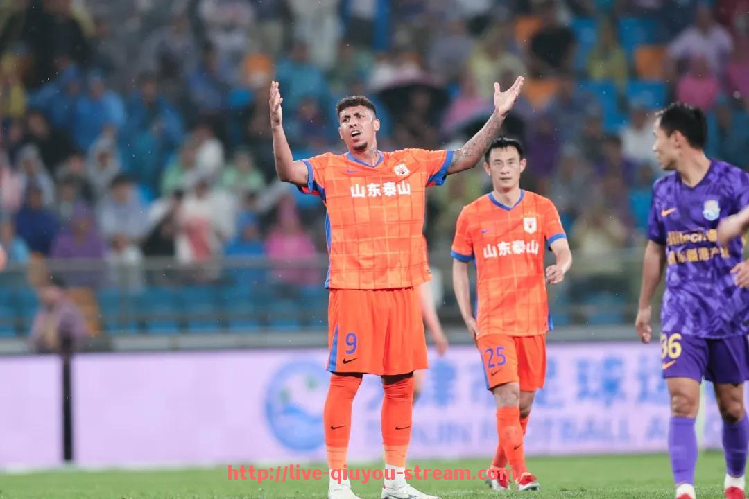 球友体育直播-2024年NBA总决赛期间裁判判罚争议是否影响比赛公正性